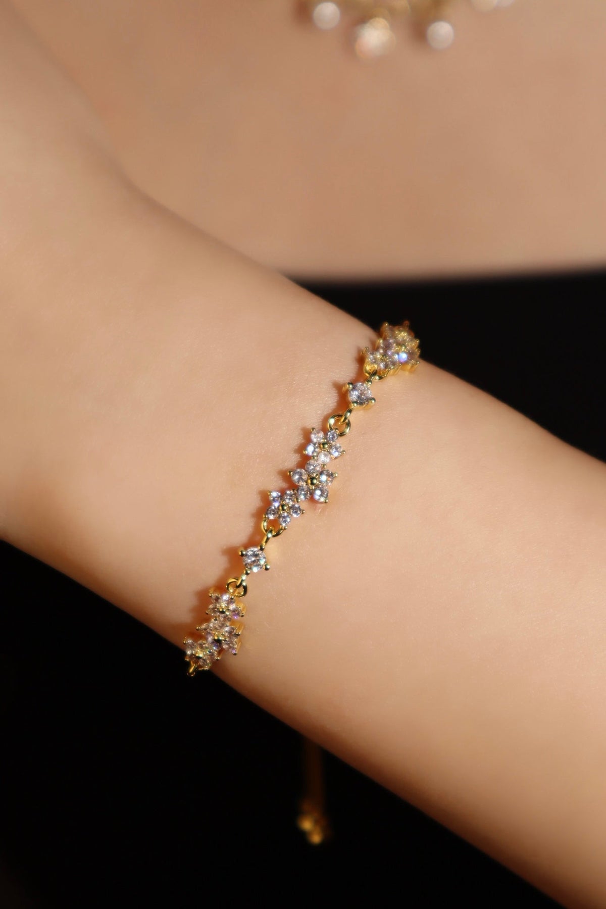 18K Gold Plated Starlight Petals Bracelet