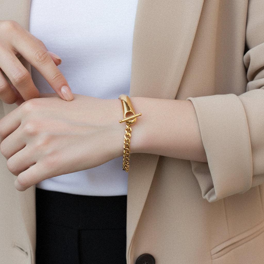 Myrna Chained Gold Bangle