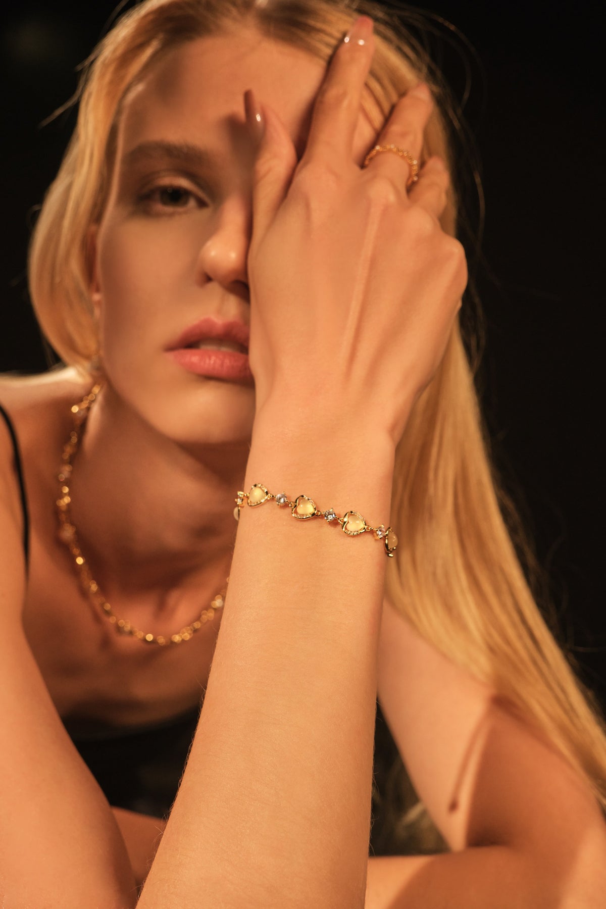 18K Real Gold Plated Moonlight Glowing Heart Bracelet